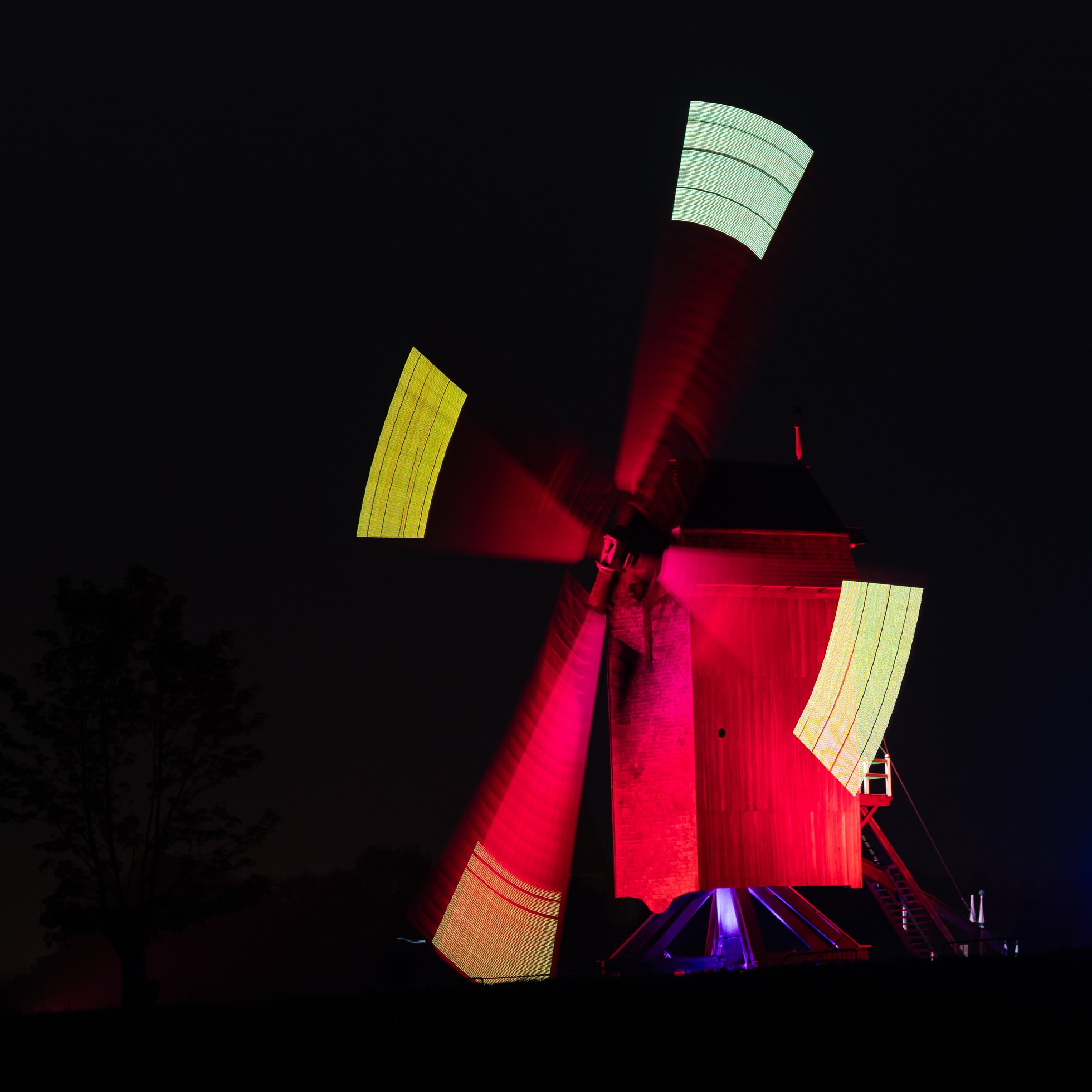 2512-Huisekoutermolen